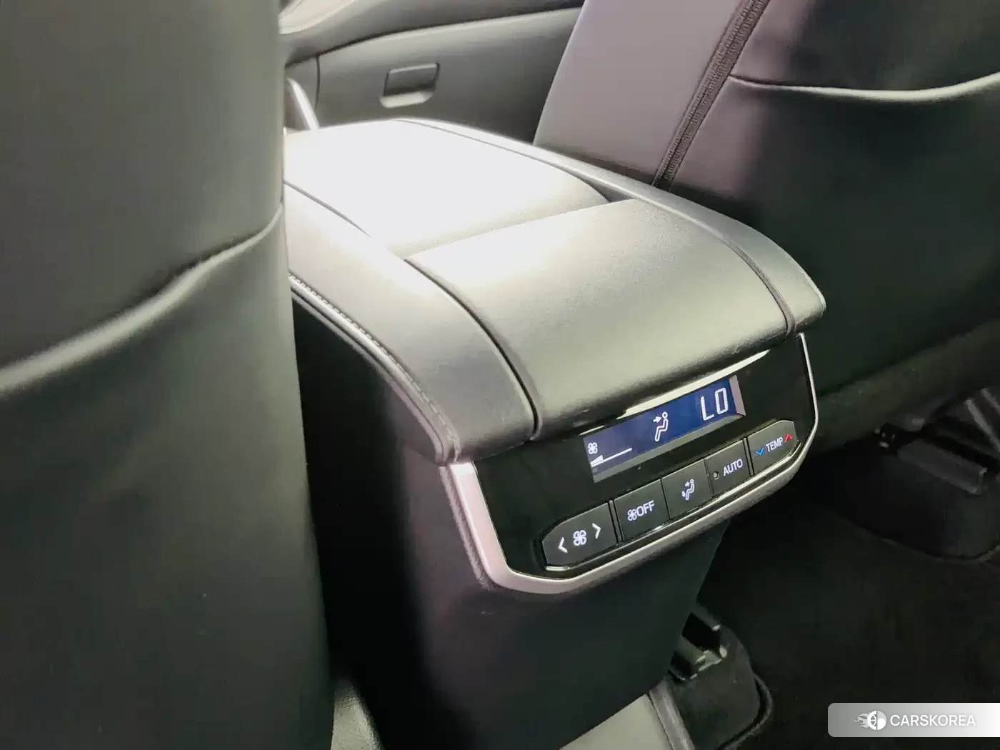 Toyota Crown id 4601837 из Китая 8