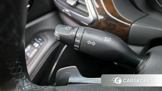 Genesis G90 id 3955438 из Кореи 8