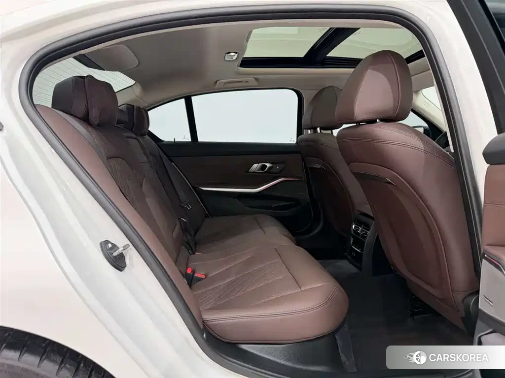 BMW 3 series id 4570729 из Китая 8