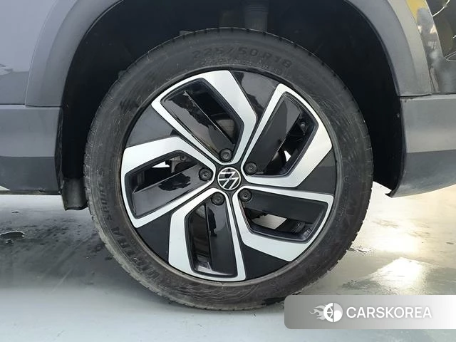 Volkswagen Tuyue id 4279136 из Китая 8