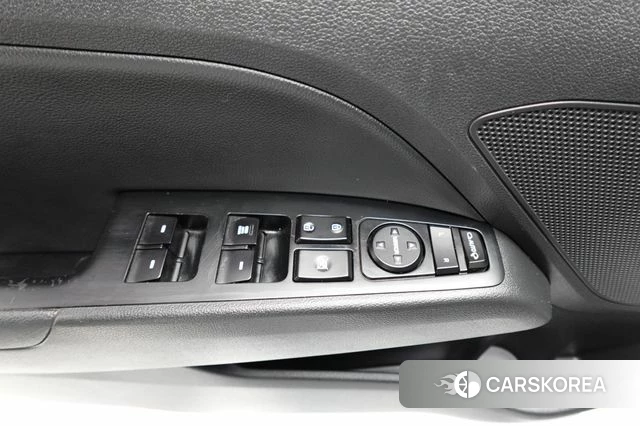 Hyundai Avante AD id 4326093 из Кореи 8