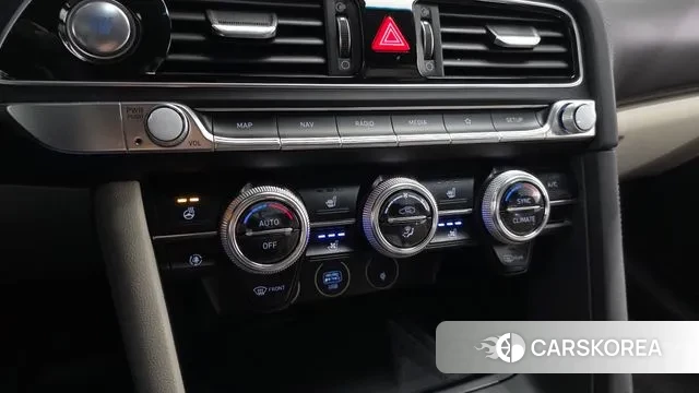 Genesis The New G70 id 3438846 из Кореи 8