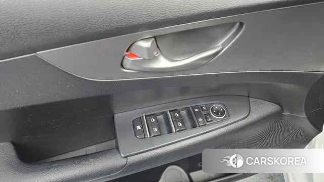 Kia Come New K3 id 3484793 из Кореи 8