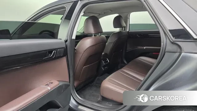 Hyundai Grandeur (GN7) id 3529039 из Кореи 8