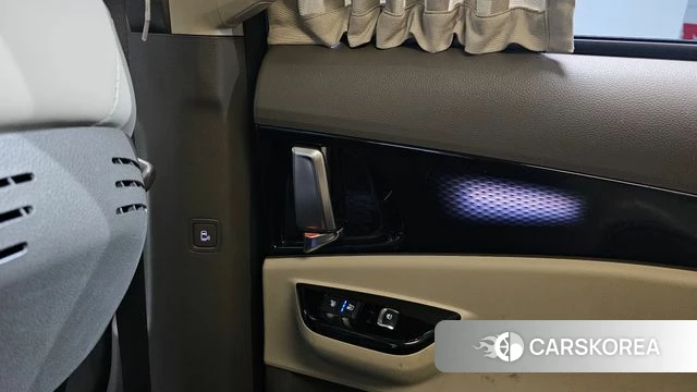 Kia Carnival 4th generation id 4202910 из Кореи 8