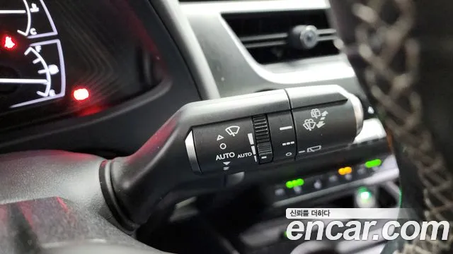 Lexus UX250h id 2658206 из Кореи 8