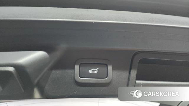 Land Rover Range Rover Velar id 4448117 из Кореи 8