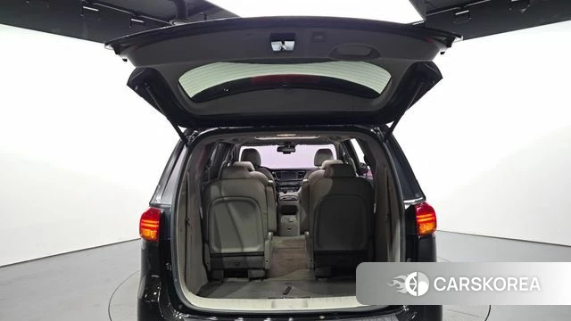 Kia All New Carnival id 4900838 из Кореи 8