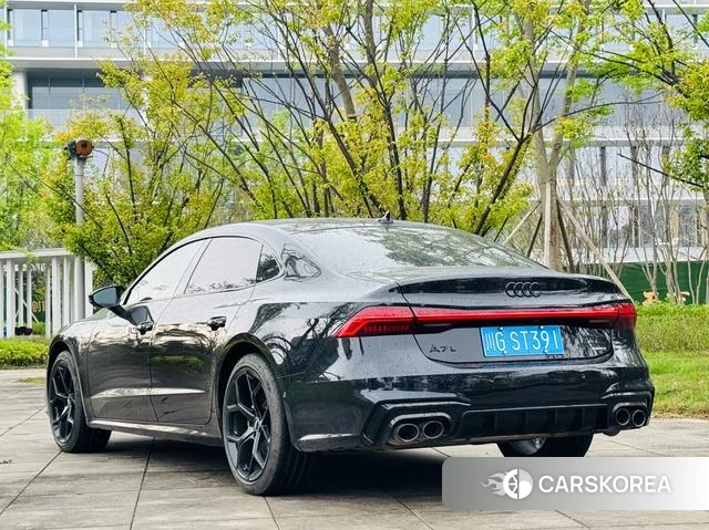 Audi A7L id 4274136 из Китая 8