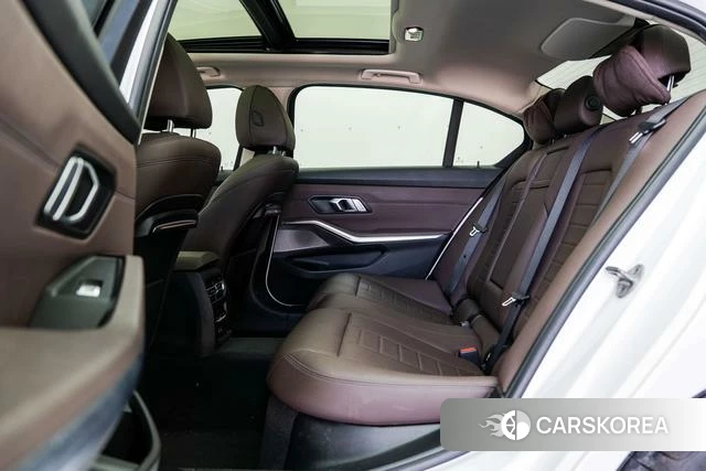 BMW 3 series id 4366089 из Китая 8