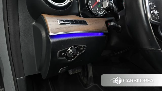 Mercedes-Benz E-Class W213 id 4447307 из Кореи 8