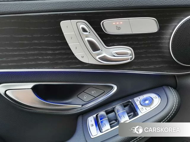 Mercedes-Benz Class C id 4320865 из Китая 8