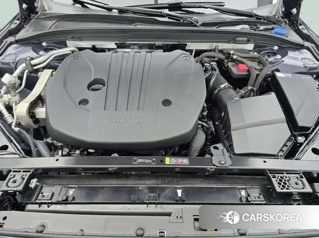 Volvo V60 Cross-Country 2nd Generation id 3634028 из Кореи 8