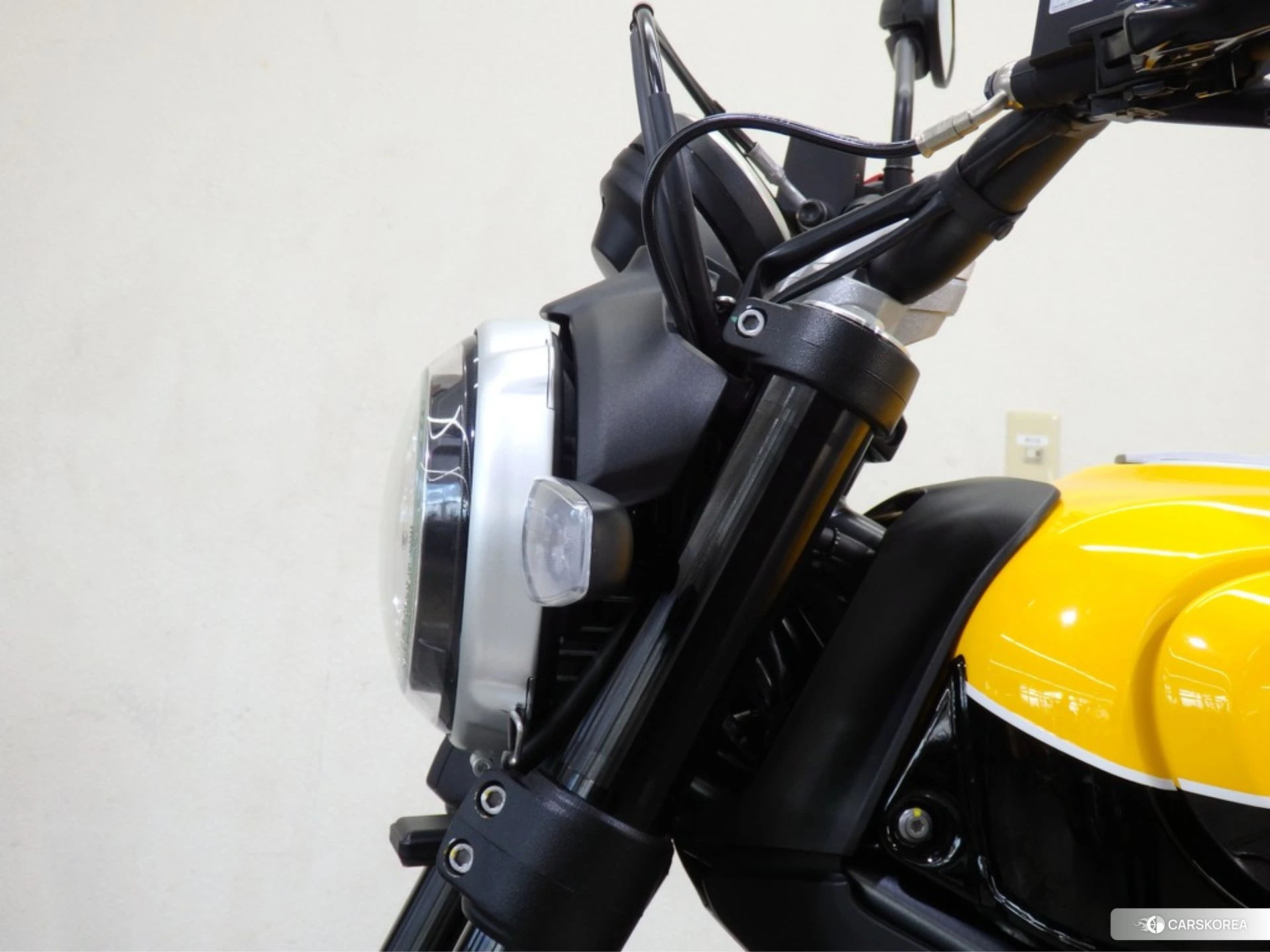Ducati SCRAMBLER FULL THROTTLE id 4191882 из Японии 8