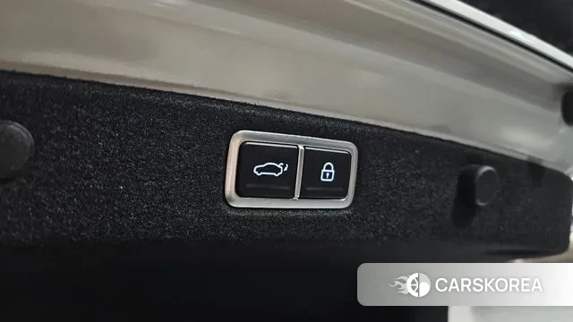 Hyundai Grandeur Hybrid (GN7) id 3457491 из Кореи 8