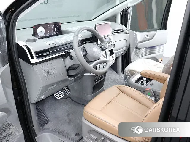 Hyundai Staria id 3575990 из Кореи 8