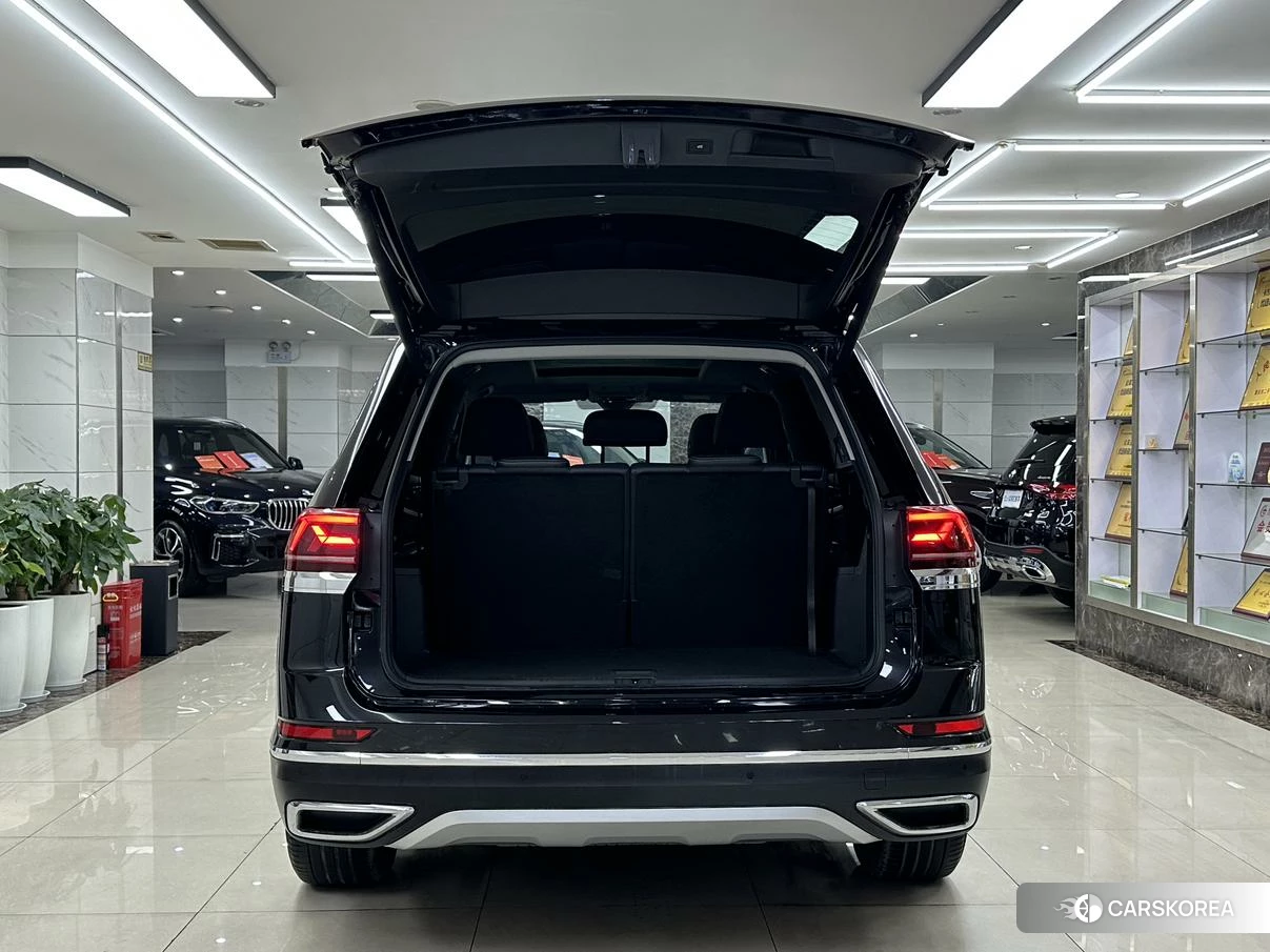 Volkswagen Tourang id 4420806 из Китая 8