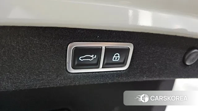 Hyundai Grandeur Hybrid (GN7) id 2993346 из Кореи 8