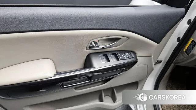 Kia The New Carnival id 3557591 из Кореи 8