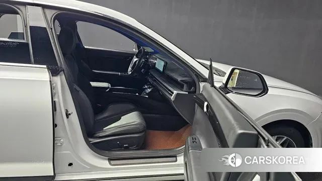 Hyundai Grandeur (GN7) id 3026938 из Кореи 8