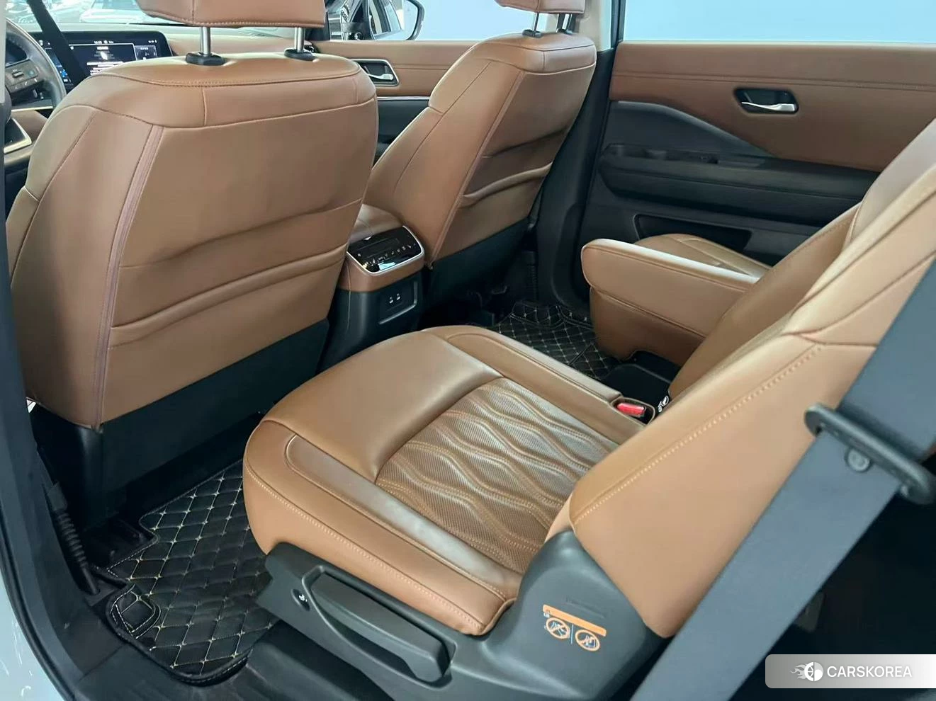 Nissan Exploring the land id 4513821 из Китая 8