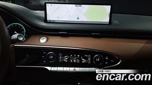 Genesis GV70 id 2954513 из Кореи 8