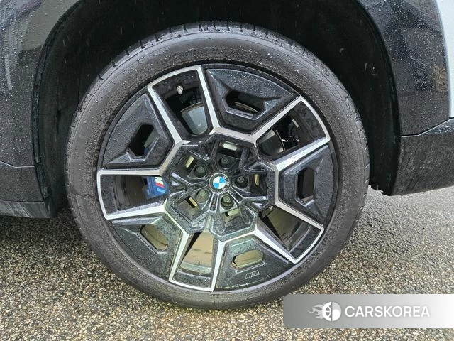 BMW XM (G09) id 3909706 из Кореи 8