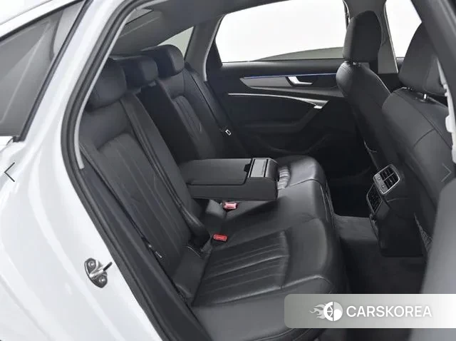 Audi A6 (C8) id 3054760 из Кореи 8