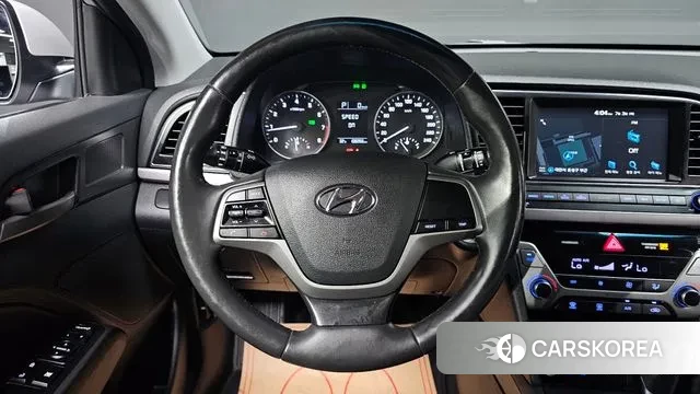 Hyundai Avante AD id 2892119 из Кореи 8