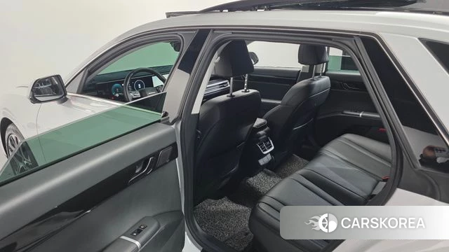 Hyundai Grandeur Hybrid (GN7) id 3921943 из Кореи 8