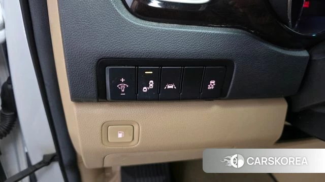 Kia The New Carnival id 4482687 из Кореи 8