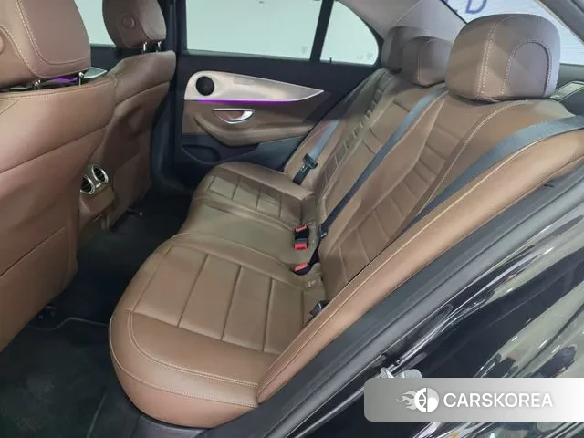 Mercedes-Benz E-Class W213 id 3641706 из Кореи 8