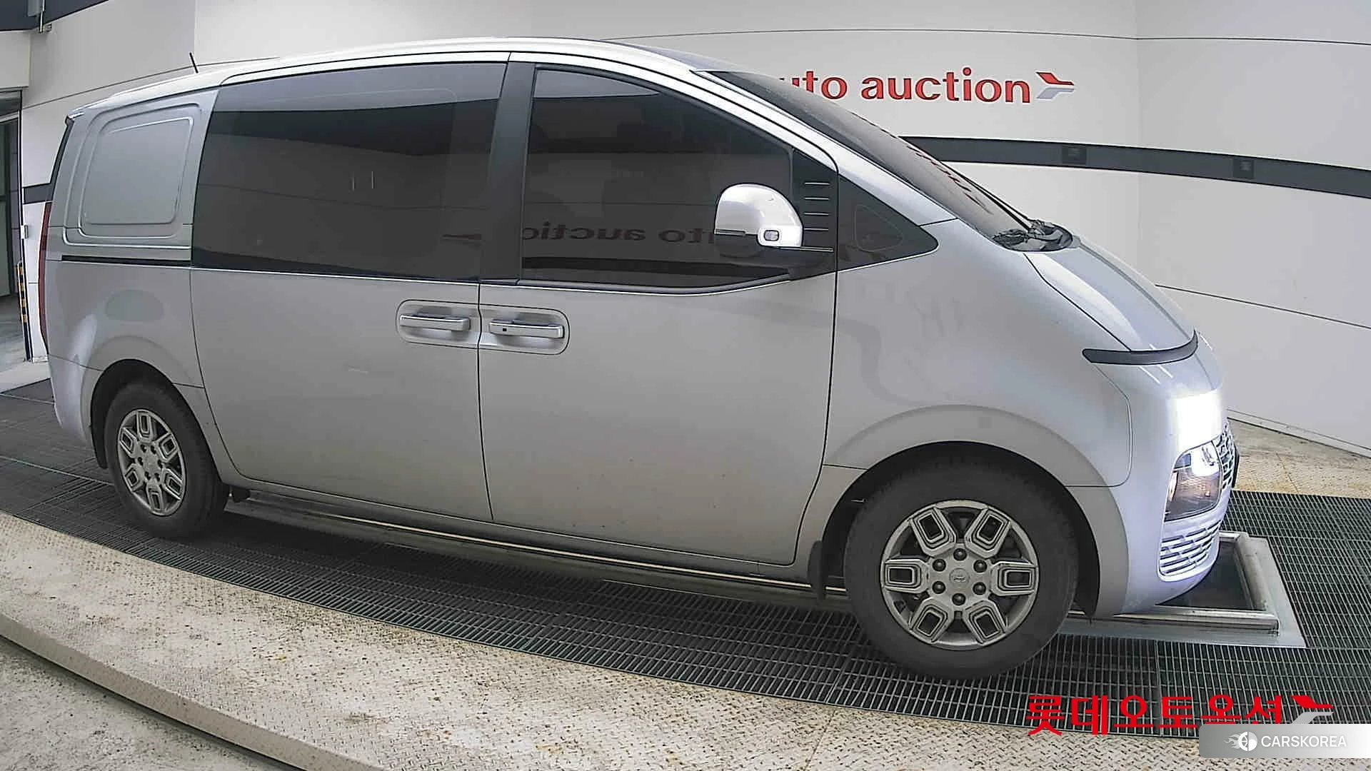 Hyundai Staria id 4289347 из Кореи 8