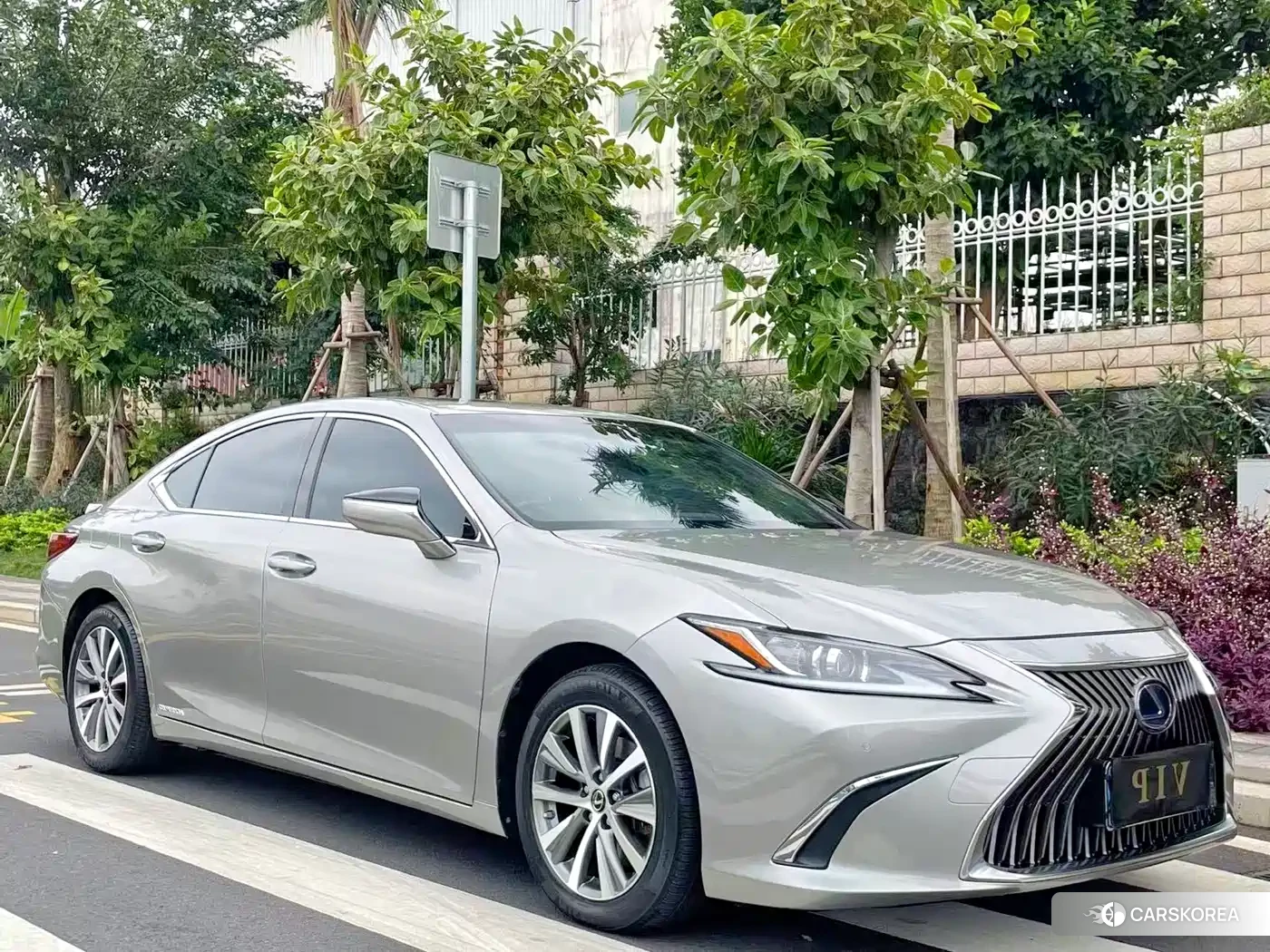 Lexus ES id 4559861 из Китая 8