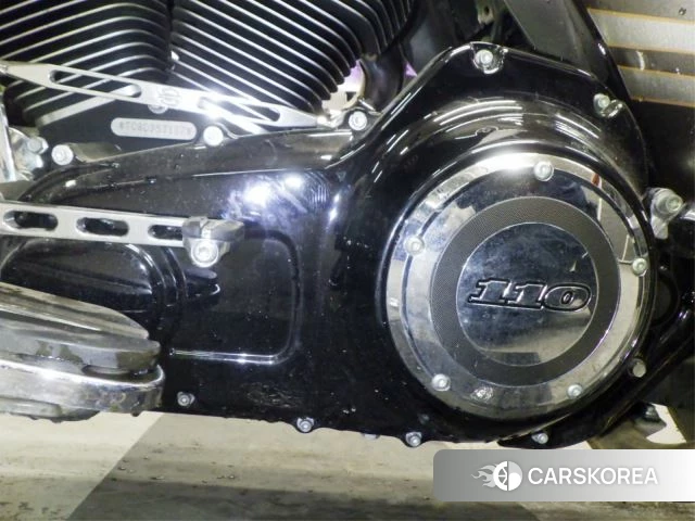 Проданный Harley-Davidson Road Glide FLTRXSE1800 CVO id 4193784 из Японии, фото 8