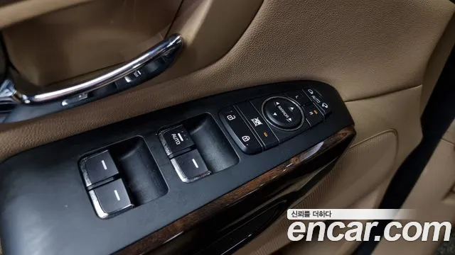 Kia The New Carnival id 2733354 из Кореи 8