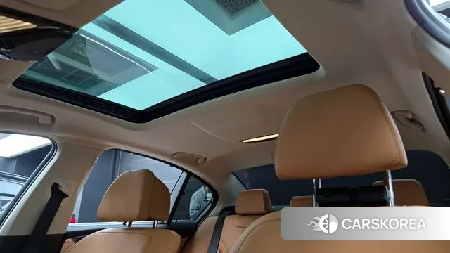 BMW 5 Series (G30) id 3432238 из Кореи 8