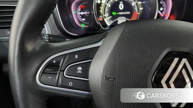 Renault Korea (Samsung) The New QM6 id 4177751 из Кореи 8