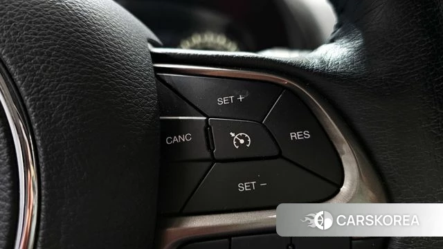 Jeep Renegade id 4310032 из Кореи 8