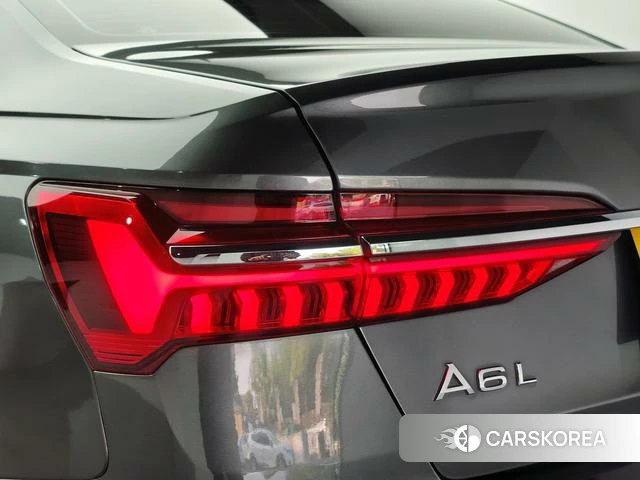 Audi A6L id 4212721 из Китая 8