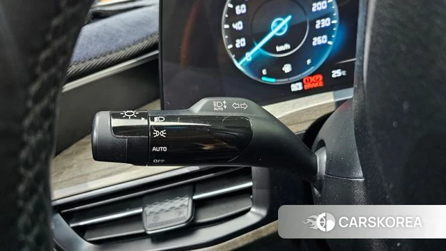 Kia K8 id 3935536 из Кореи 8