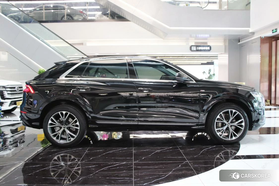 Audi Q8 id 4499034 из Китая 8
