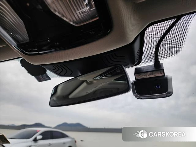 BMW 5 Series (G30) id 3824940 из Кореи 8