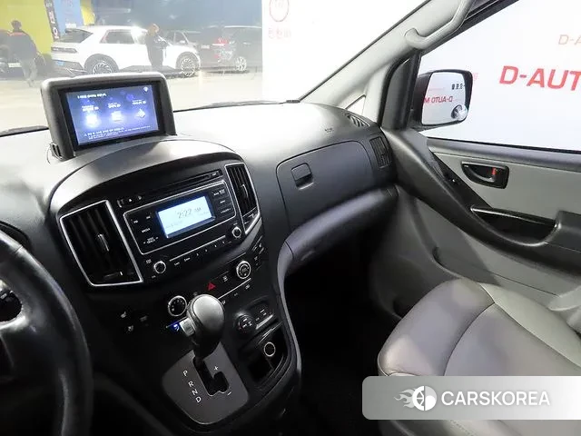 Hyundai The New Grand Starex id 3669231 из Кореи 8