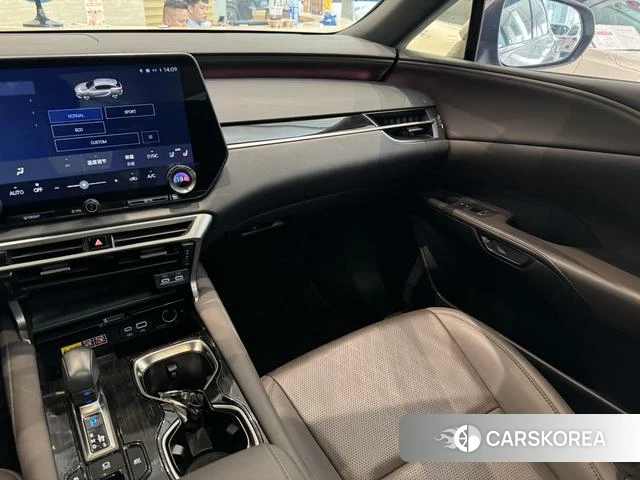 Lexus RX id 4307691 из Китая 8