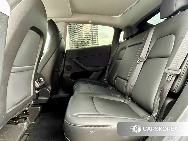 Tesla Model Y id 3919218 из Китая 8