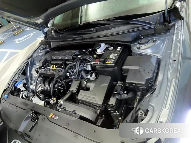 Hyundai Avante (CN7) id 3370928 из Кореи 8