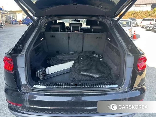 Audi Q8 (4M) id 3385493 из Кореи 8