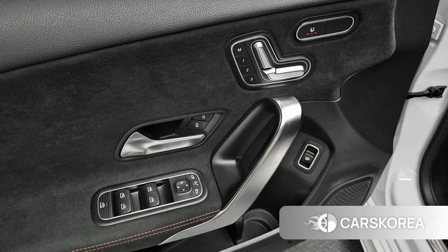 Mercedes-Benz A-Class W177 id 3935610 из Кореи 8