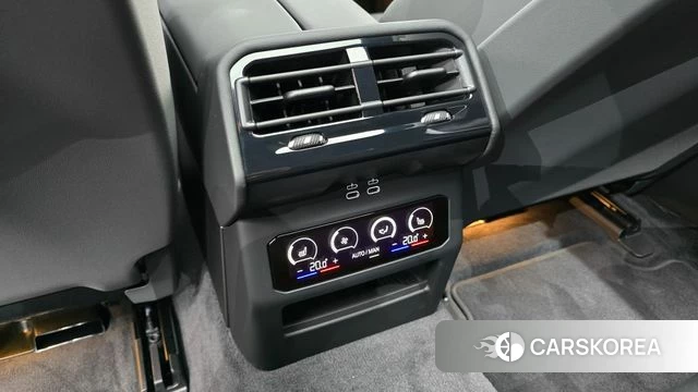 BMW 5 Series (G60) id 4578395 из Кореи 8